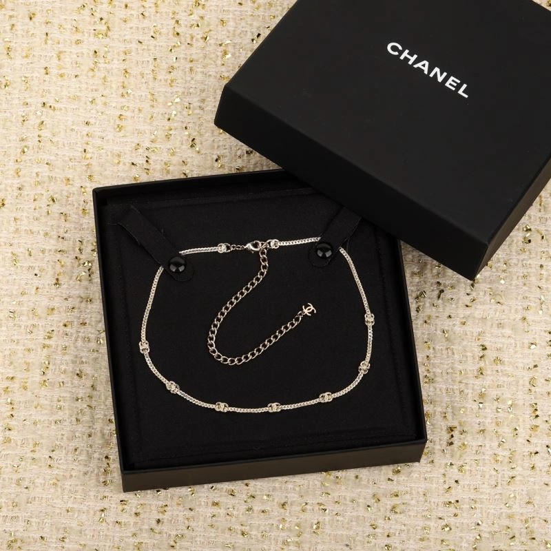 Minimalist Chanel Necklaces 229638