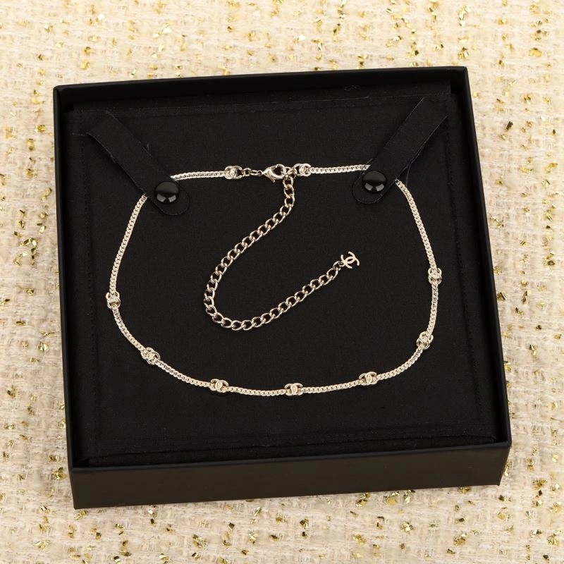 Minimalist Chanel Necklaces 229638