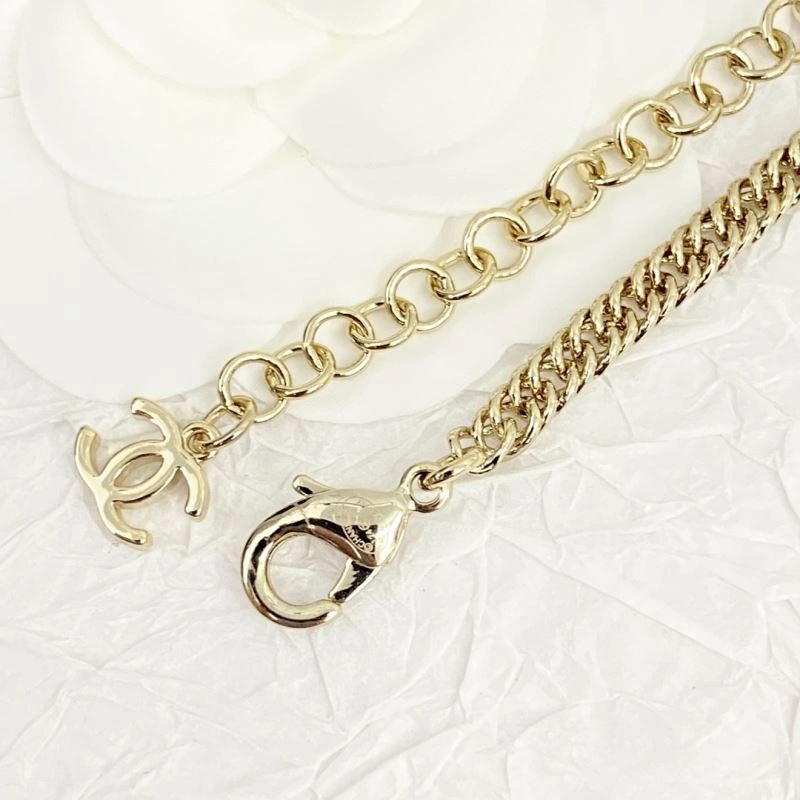 Breathable Chanel Necklaces 229627