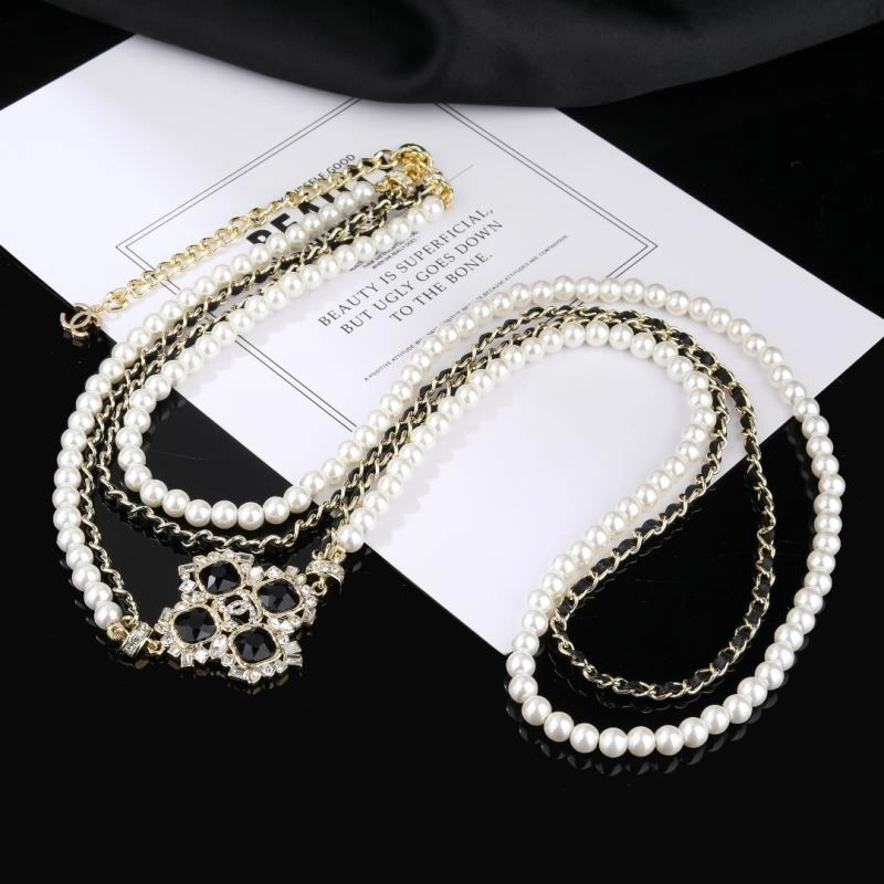 Trendsetting Chanel Necklaces 229657