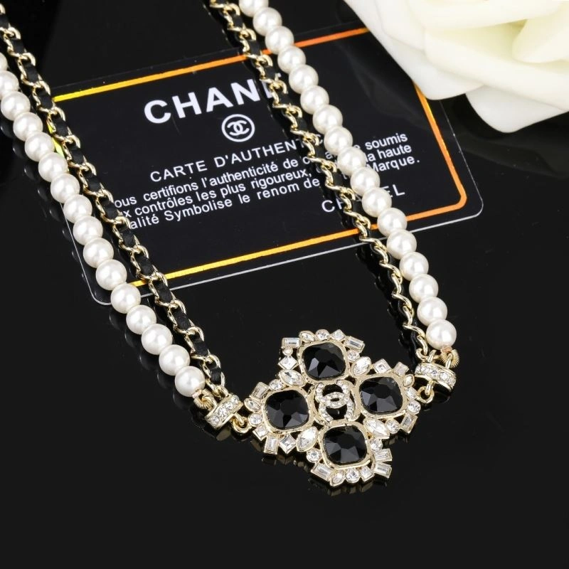 Trendsetting Chanel Necklaces 229657