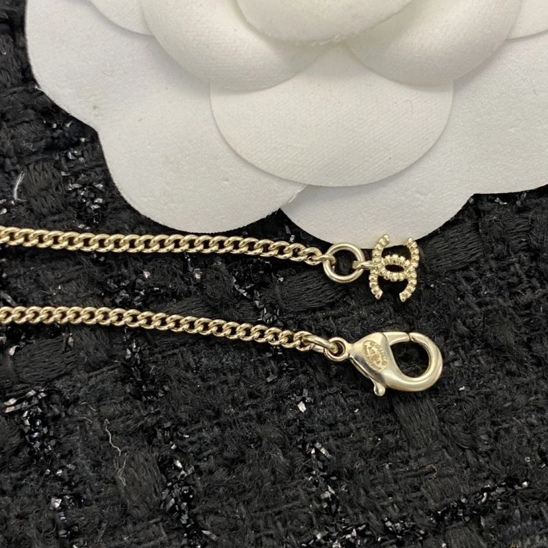Chanel Necklaces Breathable 229615