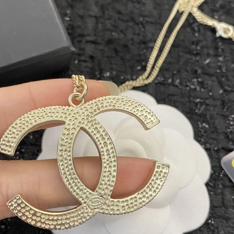 Chanel Necklaces Breathable 229615