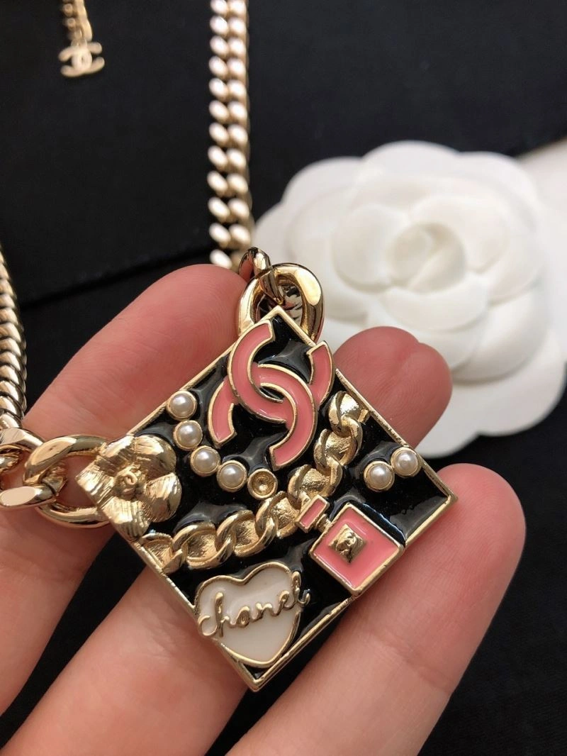 Elegant Chanel Necklaces 229618