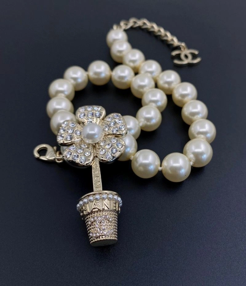 Breathable Chanel Necklaces 229626