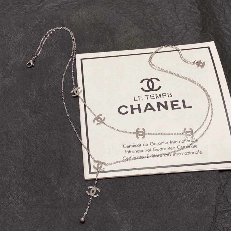 Chanel Necklaces Functional 229630