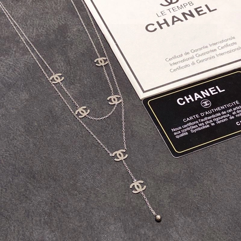 Chanel Necklaces Functional 229630