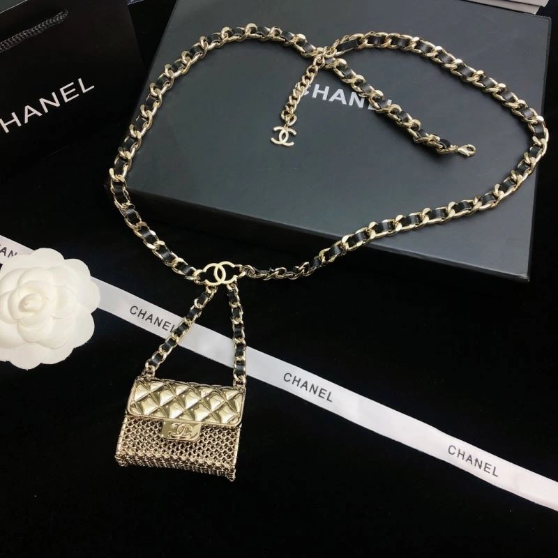FashionForward Chanel Necklaces 229598