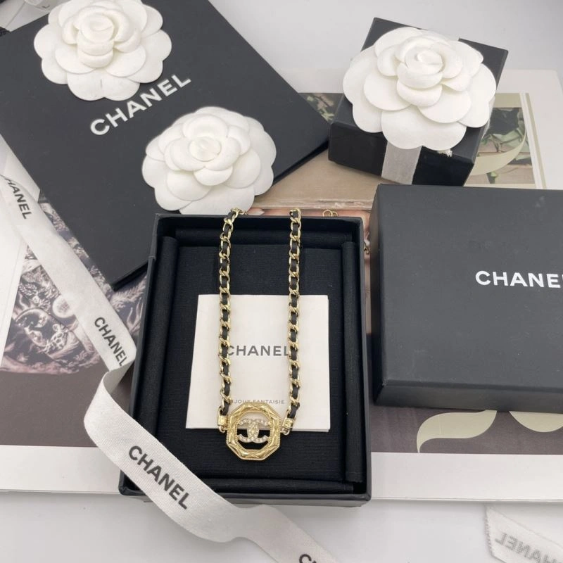 Chanel Necklaces StreetReady 229576