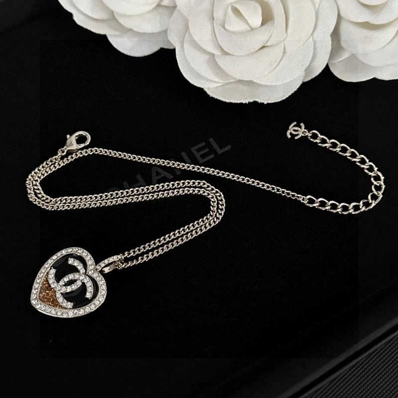 Supportive Chanel Necklaces 229542