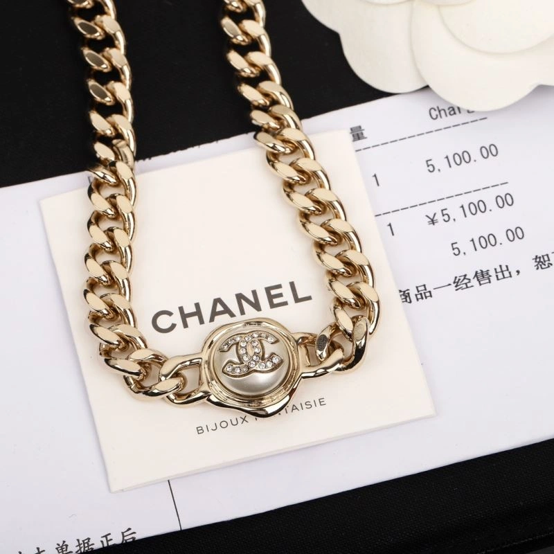 EyeCatching Chanel Necklaces 229527