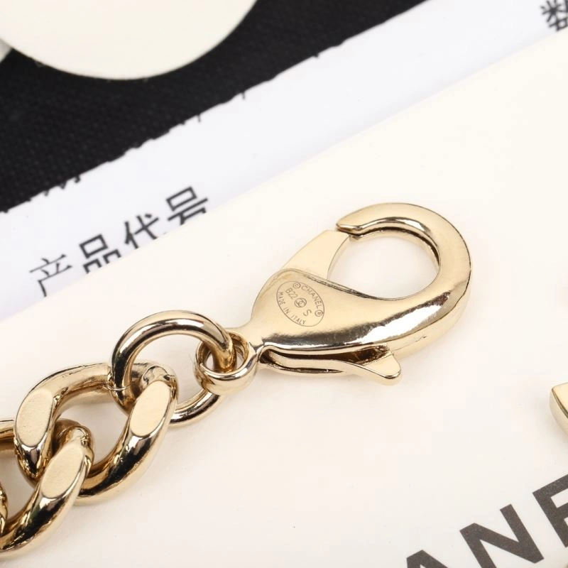 EyeCatching Chanel Necklaces 229527