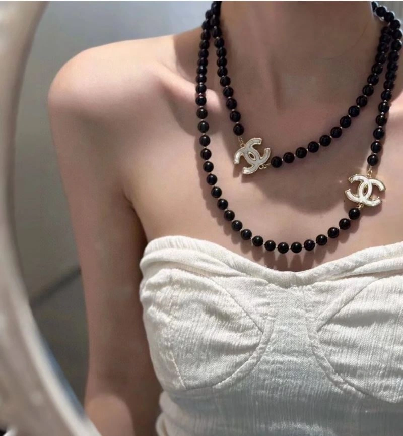 EyeCatching Chanel Necklaces 229526