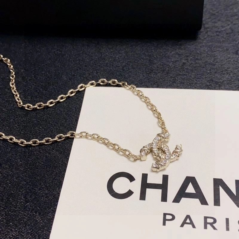 UrbanChic Chanel Necklaces 229512