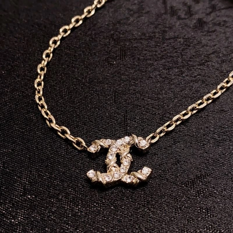UrbanChic Chanel Necklaces 229512