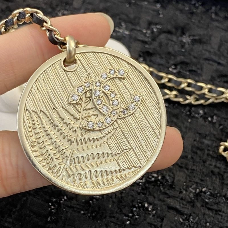 Comfortable Chanel Necklaces 229470