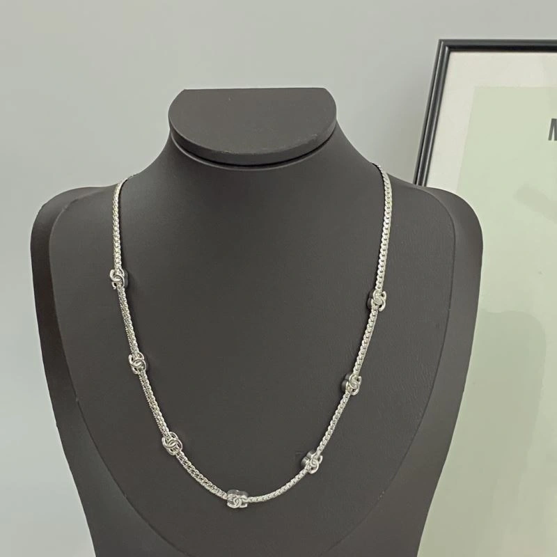 HighPerformance Chanel Necklaces 229451