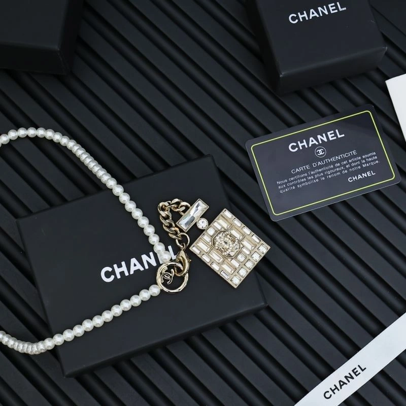 Sleek Chanel Necklaces 229447