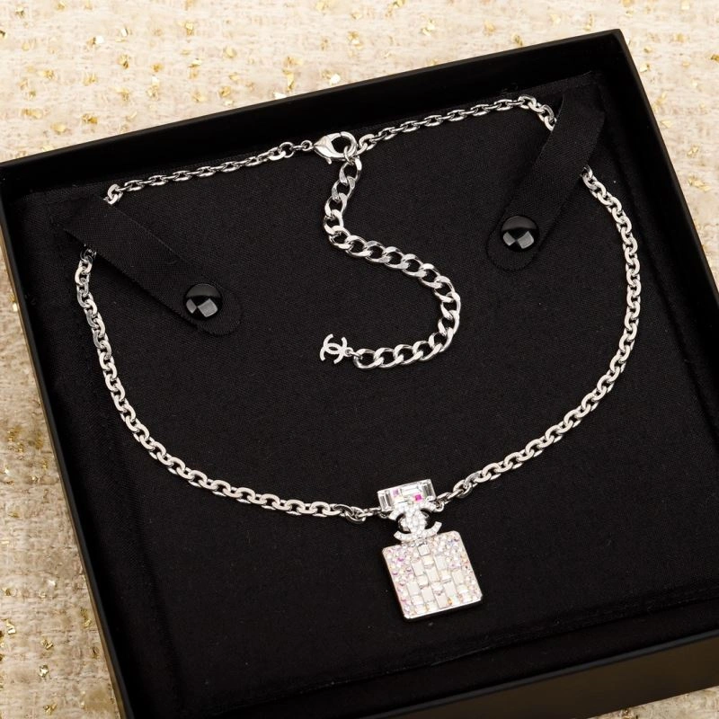 ComfortFit Chanel Necklaces 229529