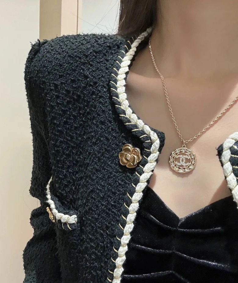 Bold Chanel Necklaces 229417