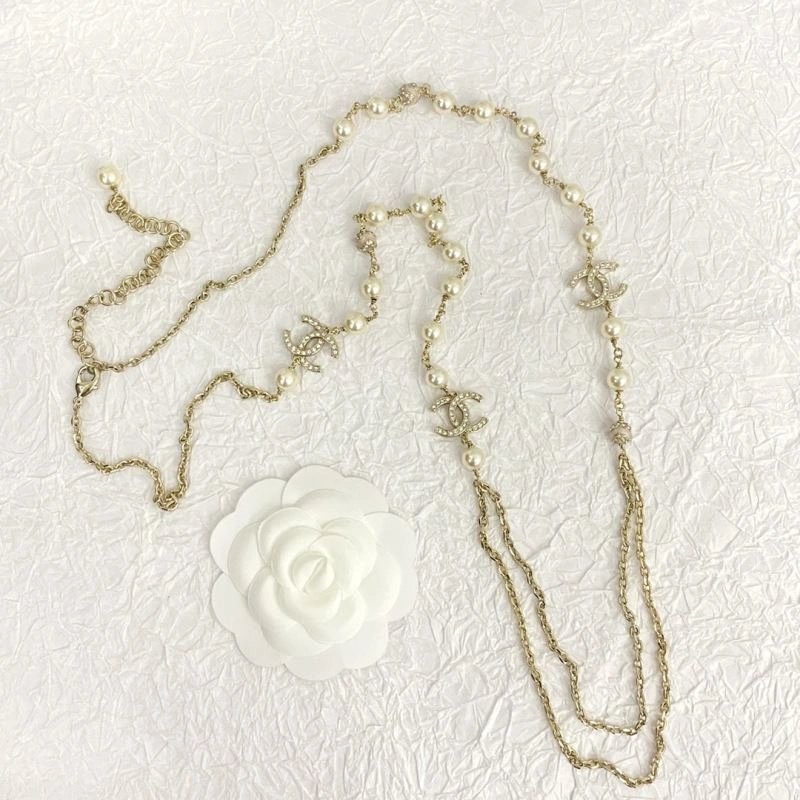 Fashionable Chanel Necklaces 229404