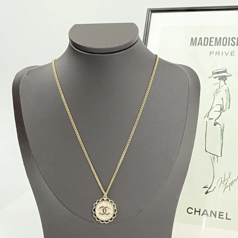 Chanel Necklaces Stretchable 229364