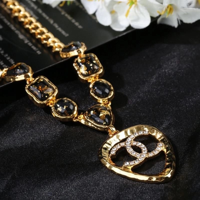Chanel Necklaces Comfortable 228653