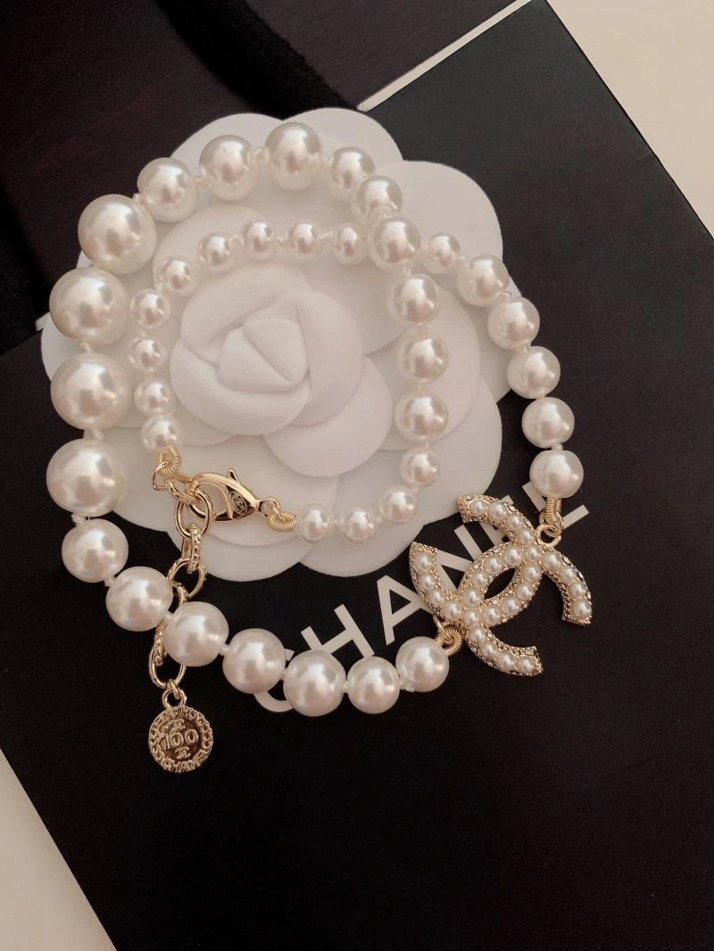 Chanel Necklaces Sophisticated 228658