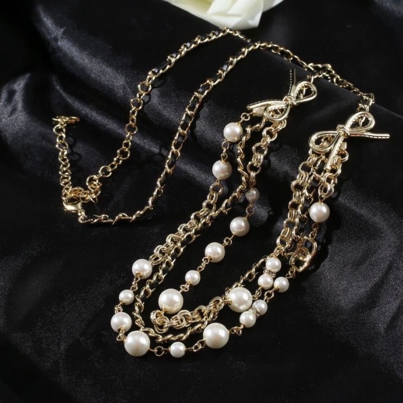 Affordable Chanel Necklaces 228696