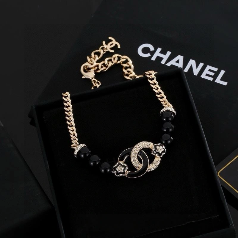 Chanel Necklaces Neat 228648