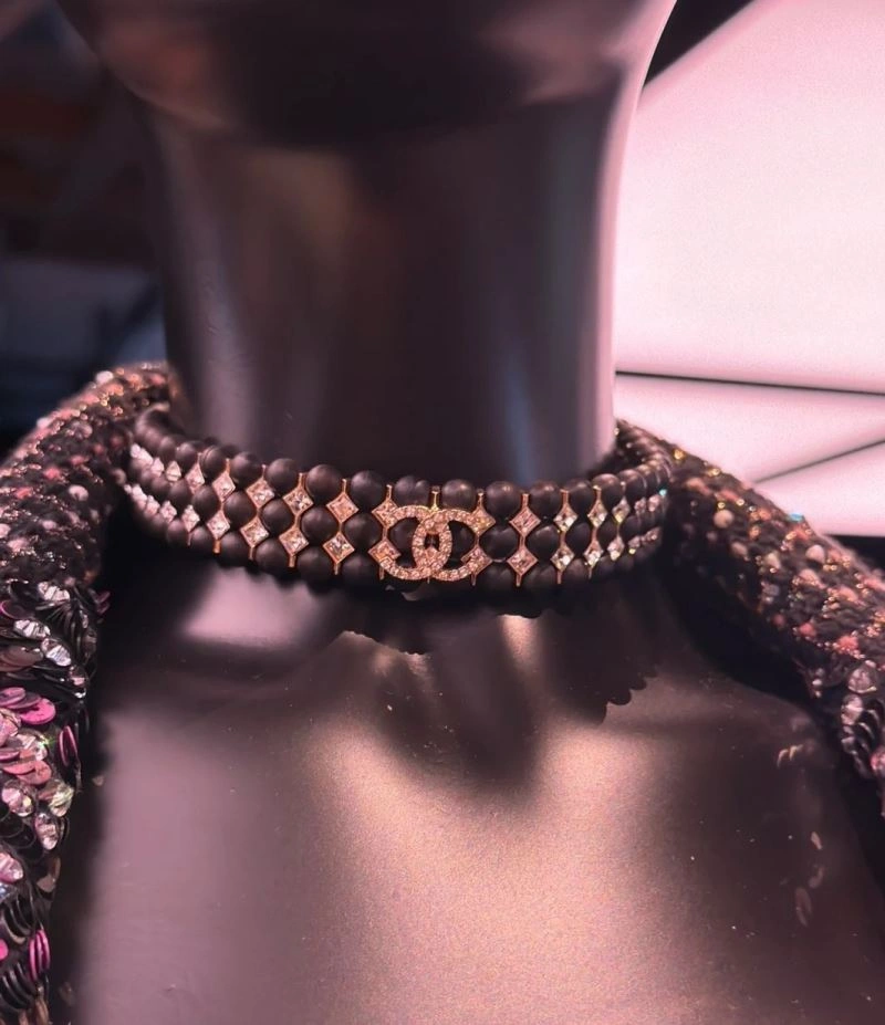 Supportive Chanel Necklaces 228608