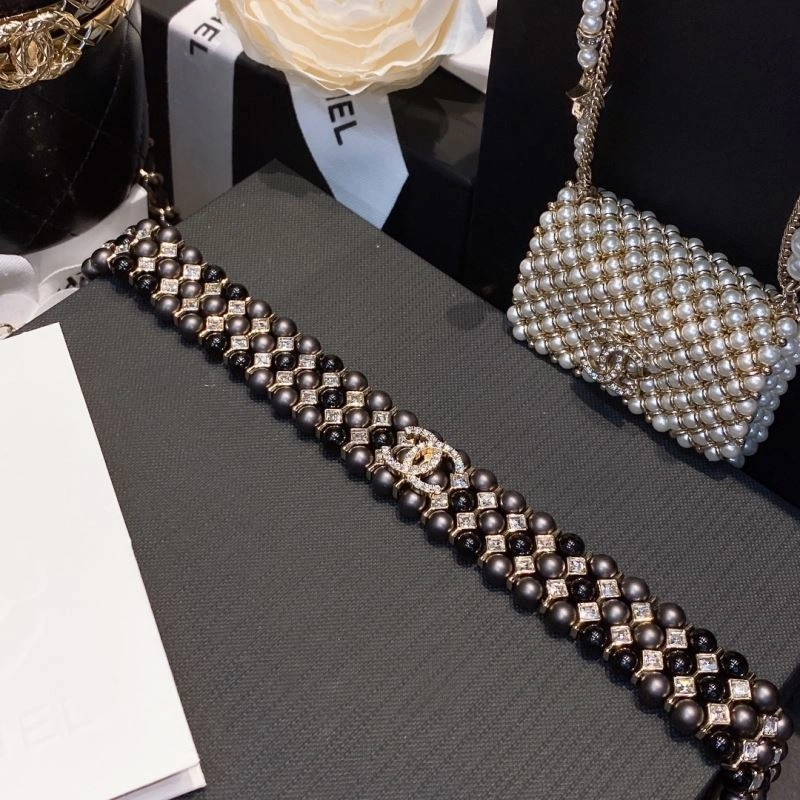 Supportive Chanel Necklaces 228608