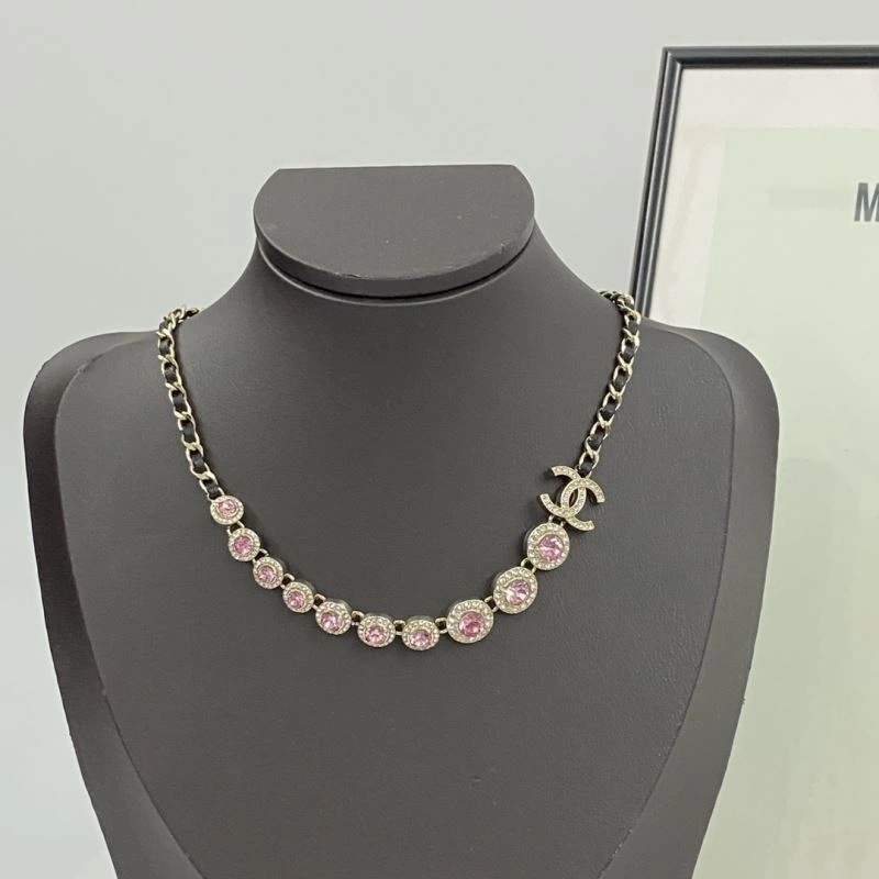 Chanel Necklaces Sophisticated 228614
