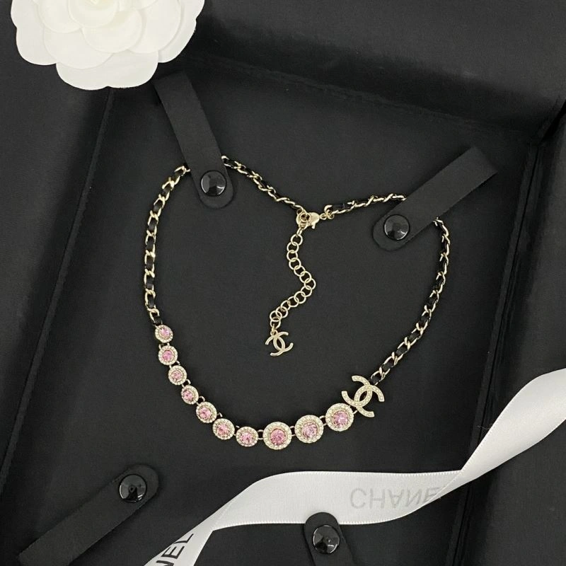 Chanel Necklaces Sophisticated 228614