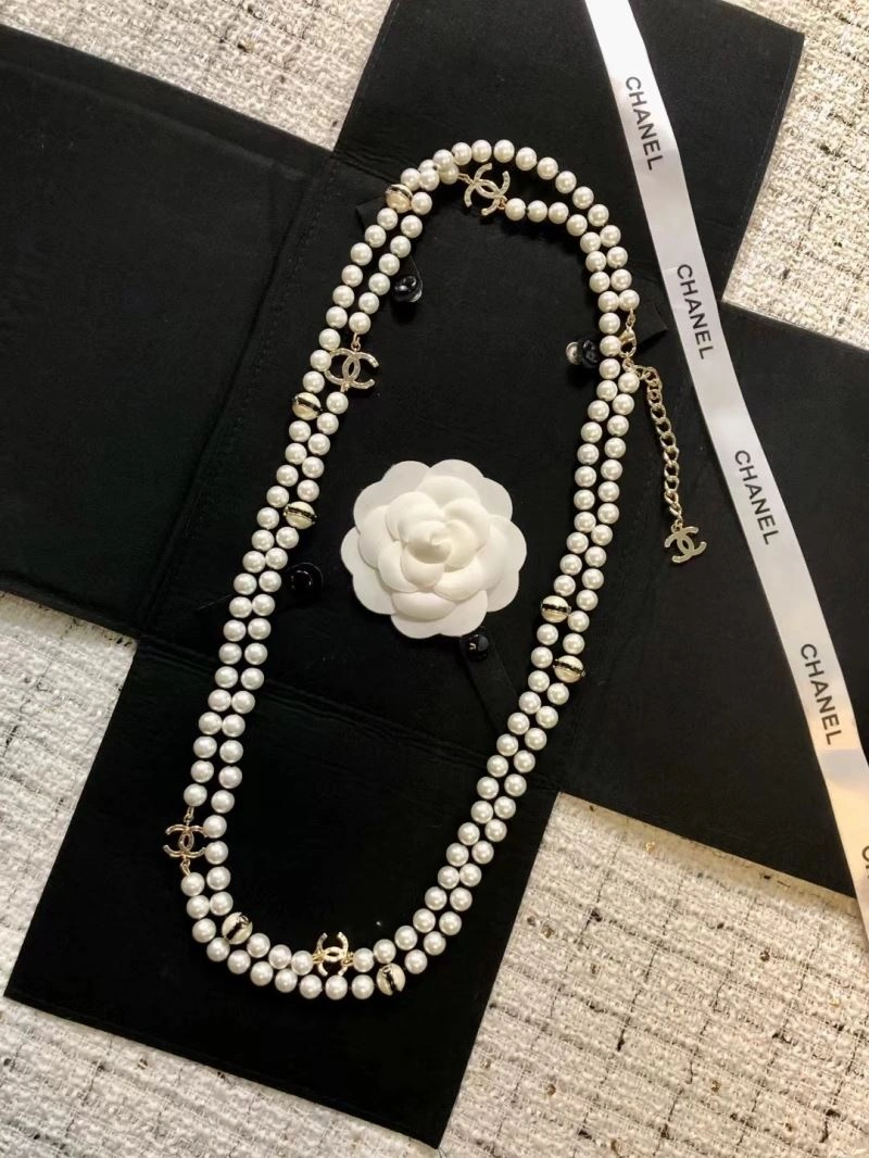 Tailored Chanel Necklaces 228604