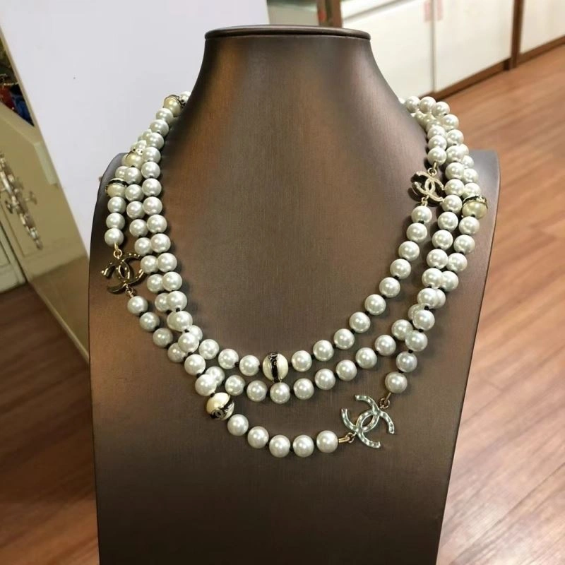 Tailored Chanel Necklaces 228604