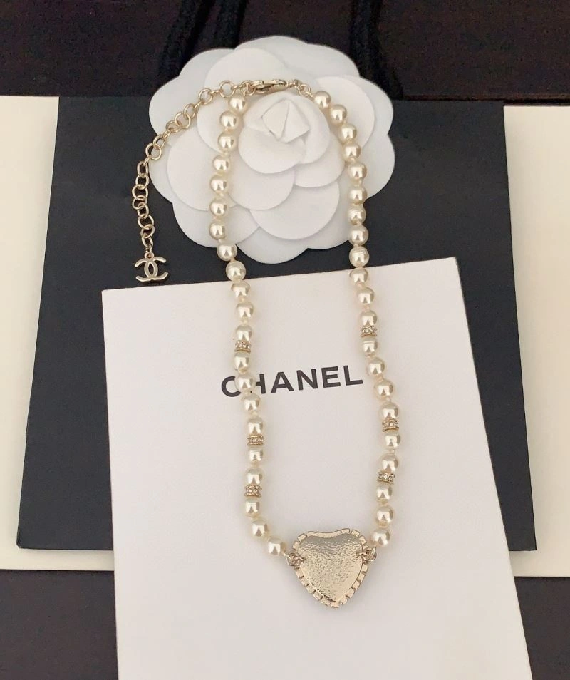 Chanel Necklaces Bold 228610