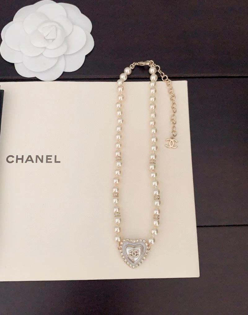 Chanel Necklaces Bold 228610