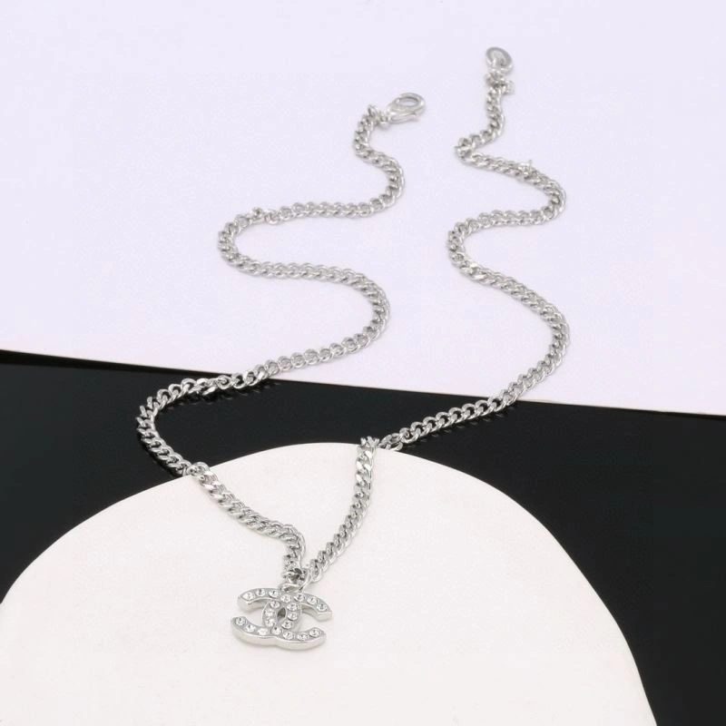 Comfortable Chanel Necklaces 218788