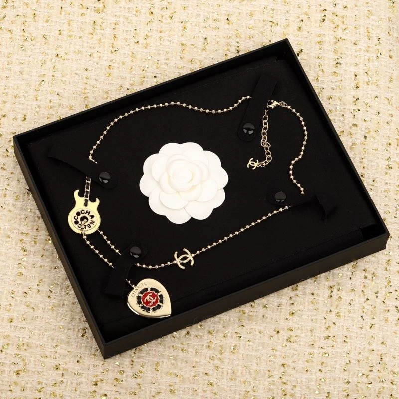 Chanel Necklaces Durable 228617