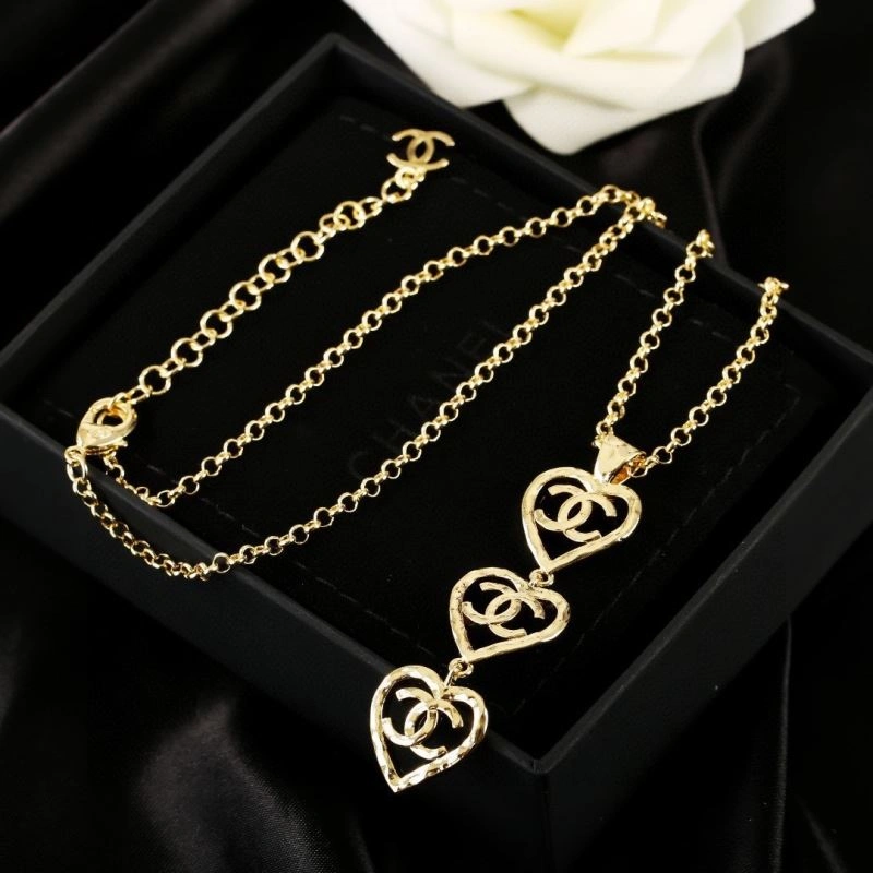 Chanel Necklaces UrbanChic 228587