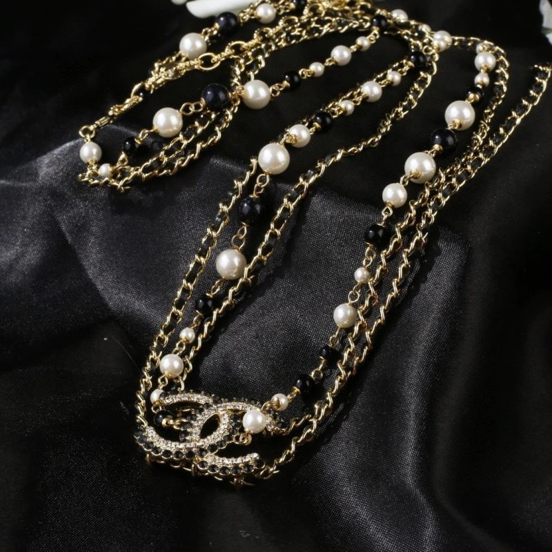 Chanel Necklaces Snug 228583