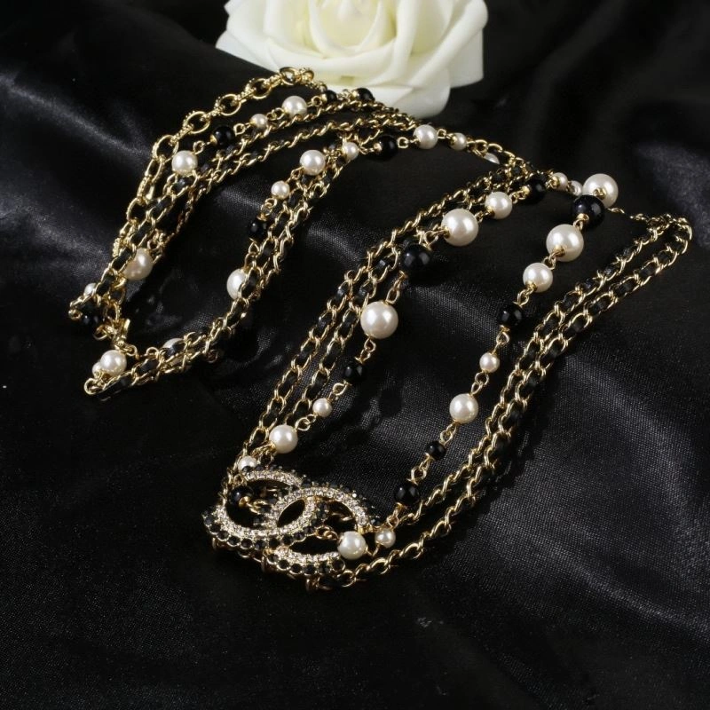 Chanel Necklaces Snug 228583