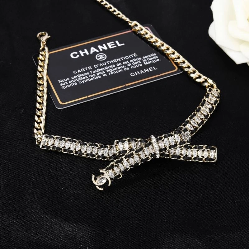 Resilient Chanel Necklaces 228568