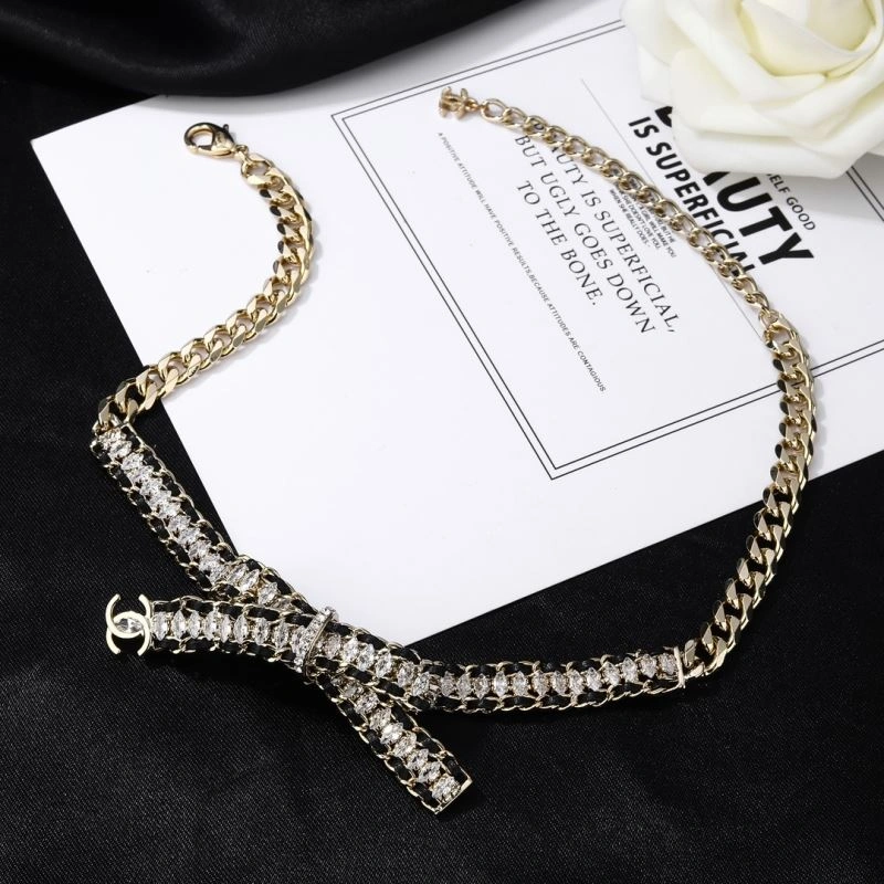 Resilient Chanel Necklaces 228568