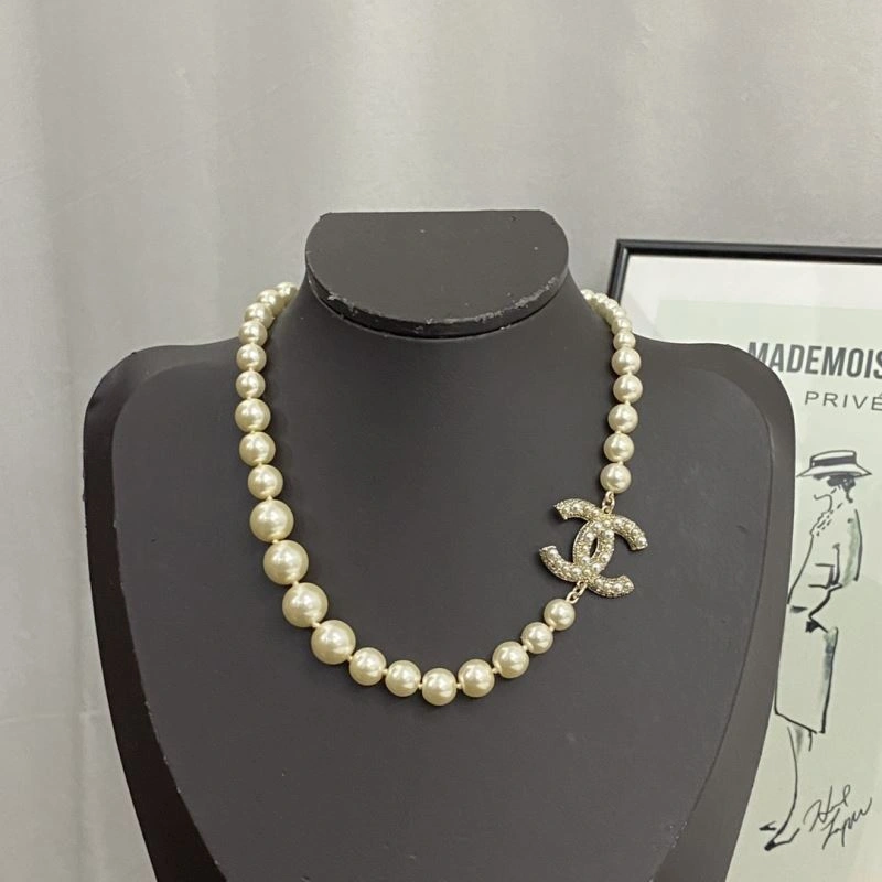 Chanel Necklaces Stylish 228571