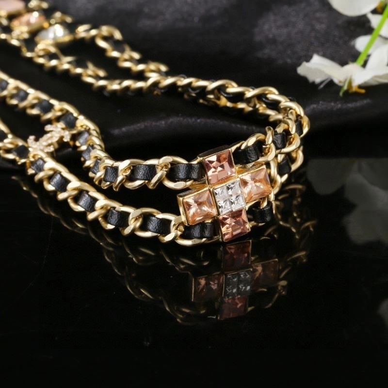 FashionForward Chanel Necklaces 228595