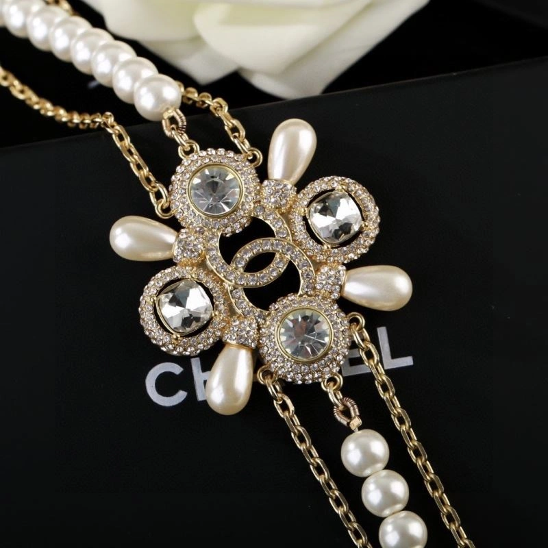 Unisex Chanel Necklaces 228569