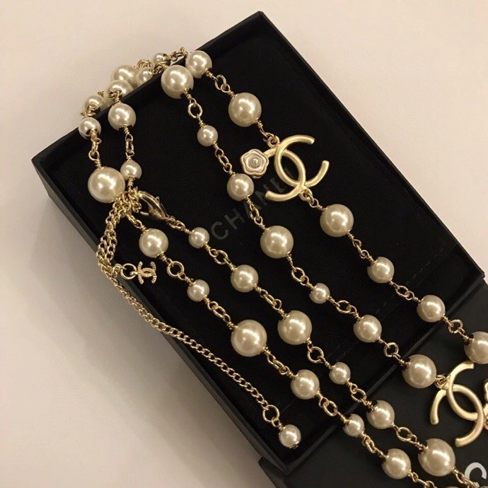 FashionForward Chanel Necklaces 228564