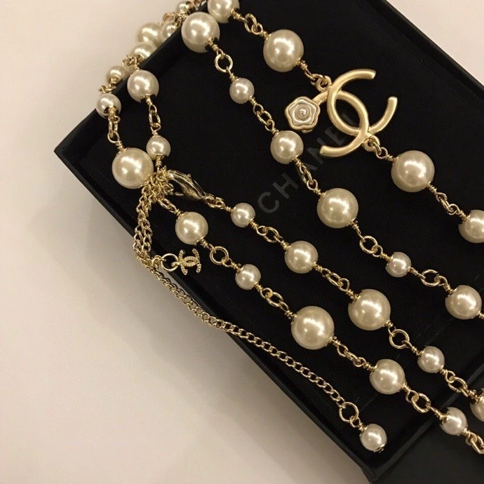 FashionForward Chanel Necklaces 228564